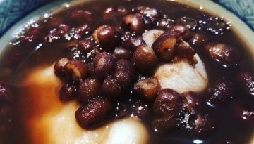 Japanese red-bean soup